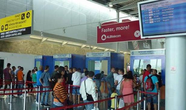 Mbreteria e Bashkuar doli nga BE- Aviacioni Civil: Ja cfare ndodh me fluturimet